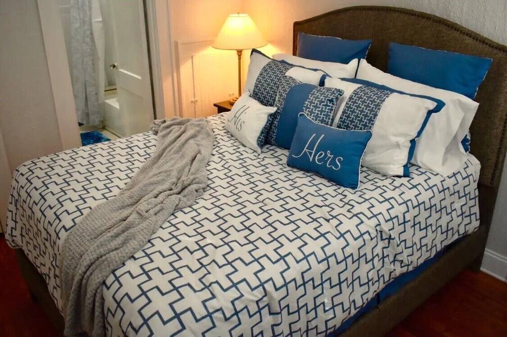 Photo of Bedroom in Courier City - Oscawana