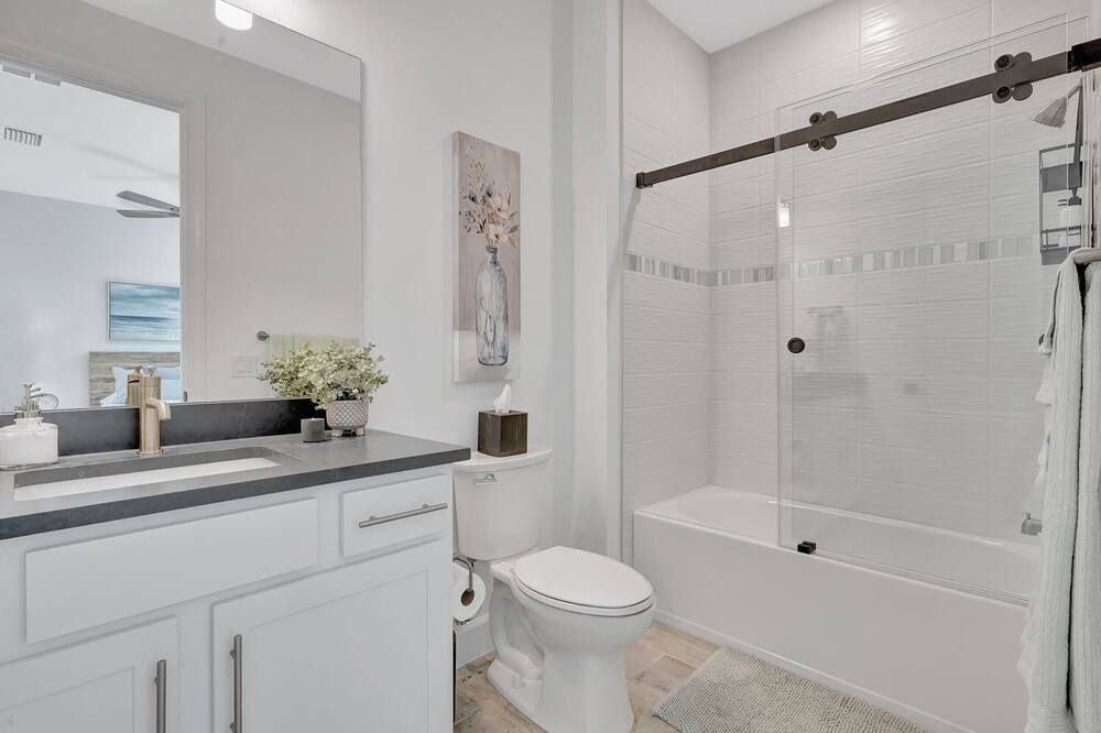 Photo of Bathroom in Estero