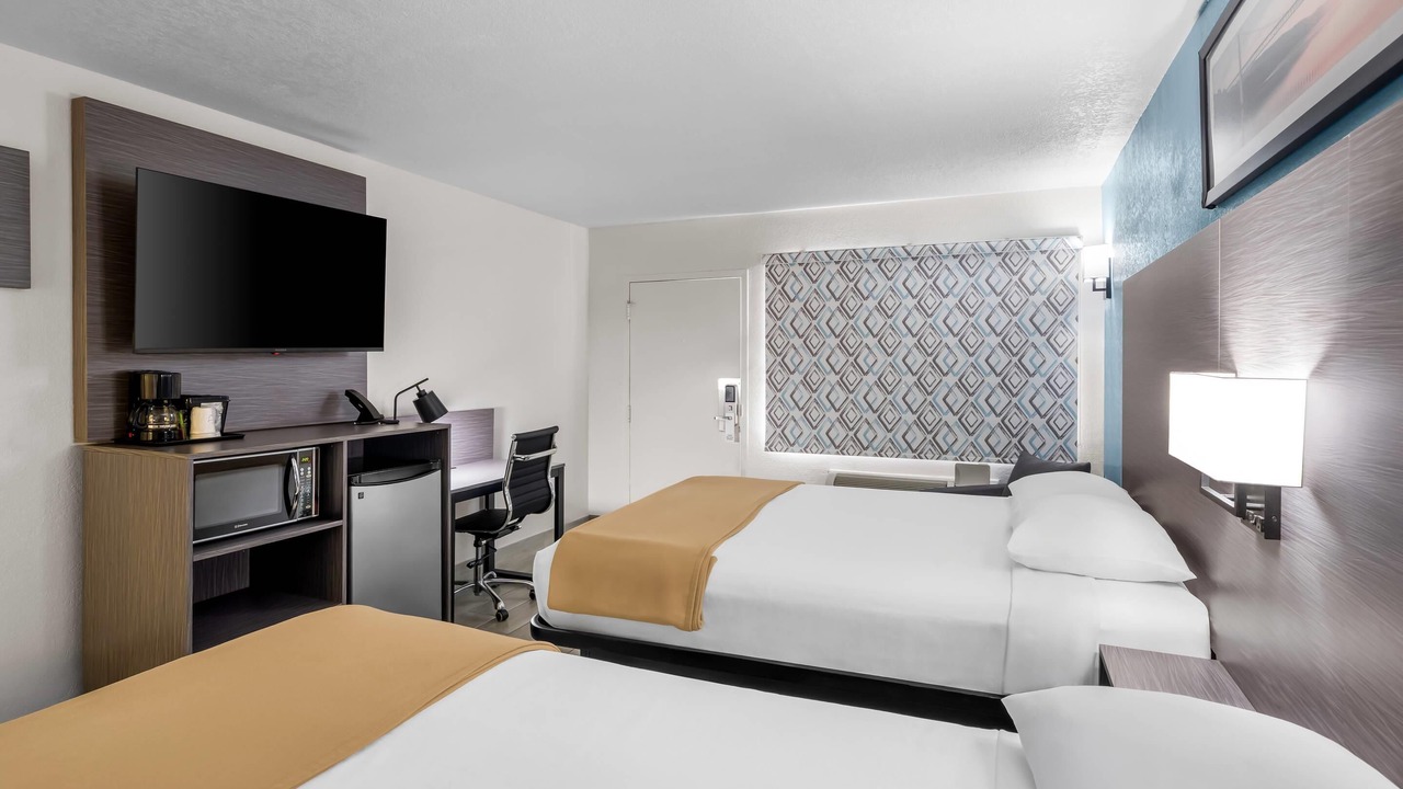 Photo of Bedroom in Lake Wales