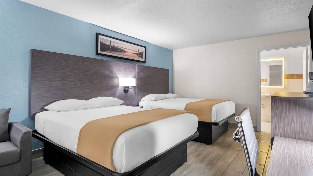 Photo of Bedroom in Lake Wales