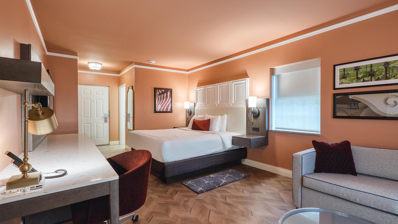 Photo of Bedroom in Lewisburg