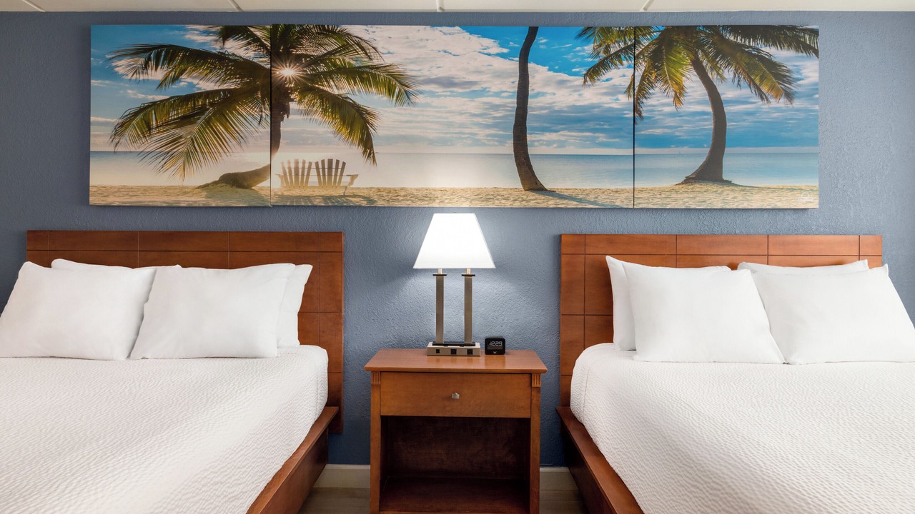 Photo of Bedroom in Ludlam