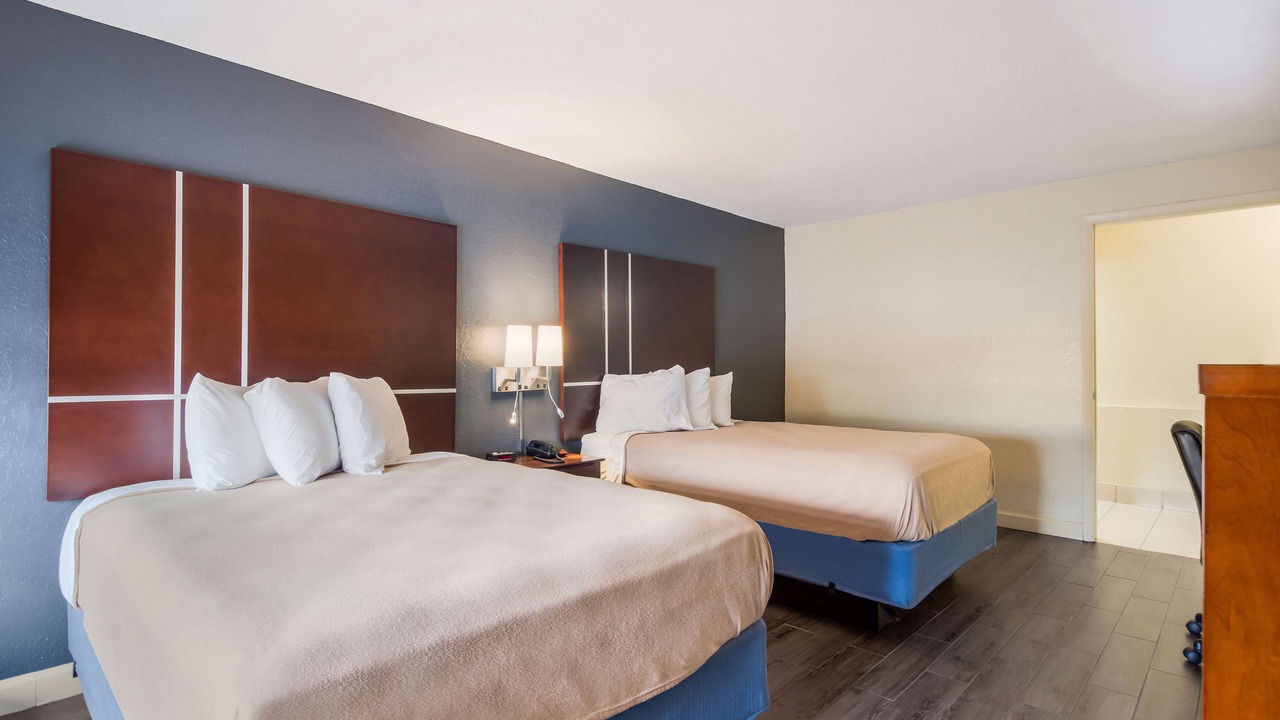 Photo of Bedroom in Indian Beach Sapphire Shores