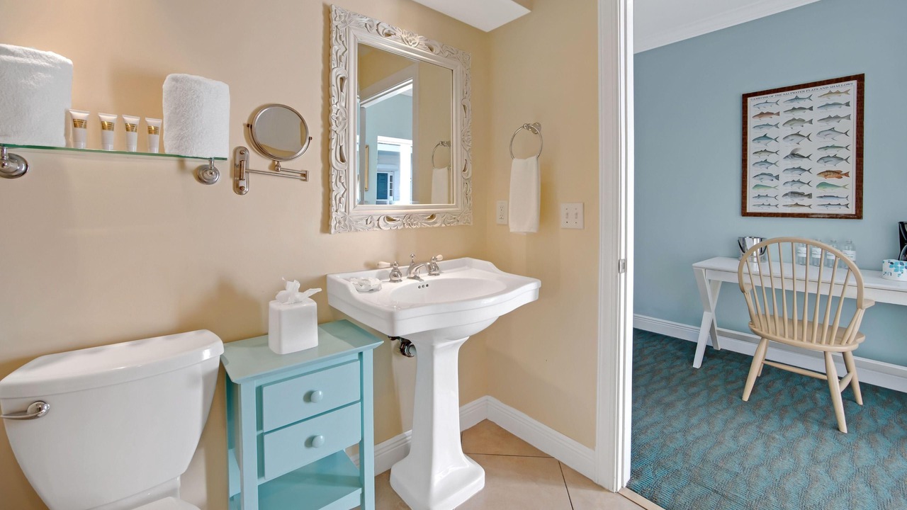 Photo of Bathroom in Marathon