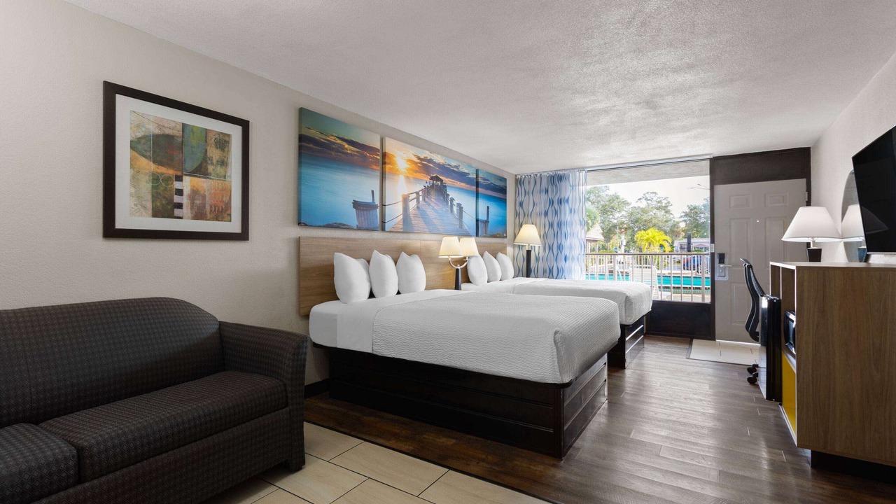 Photo of Bedroom in United Central