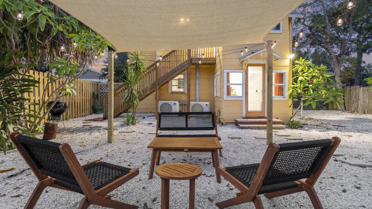 Photo of Patio Balcony in United Central