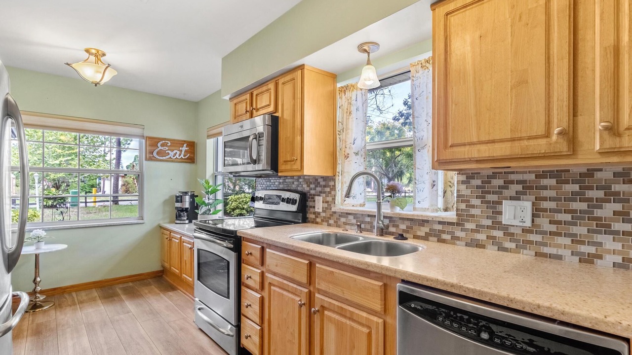 Photo of Kitchen in South Pinellas Community Council