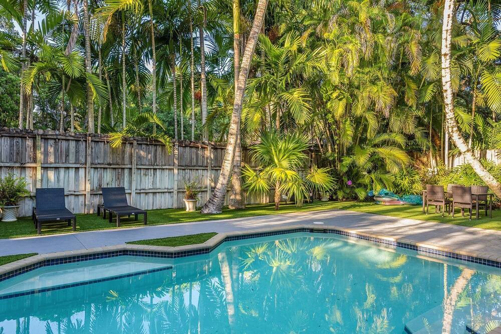 Photo of Outdoor in Northeast Coconut Grove
