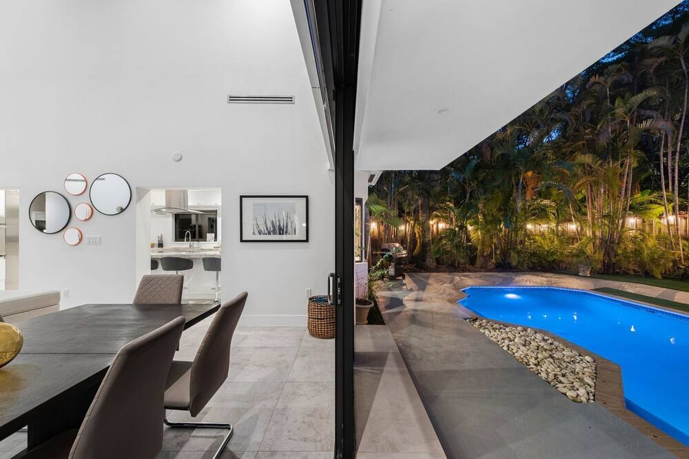Photo of Outdoor in Northeast Coconut Grove