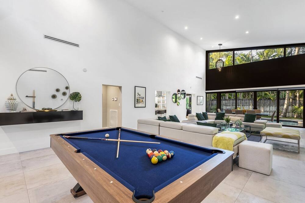Photo of Bedroom in Northeast Coconut Grove