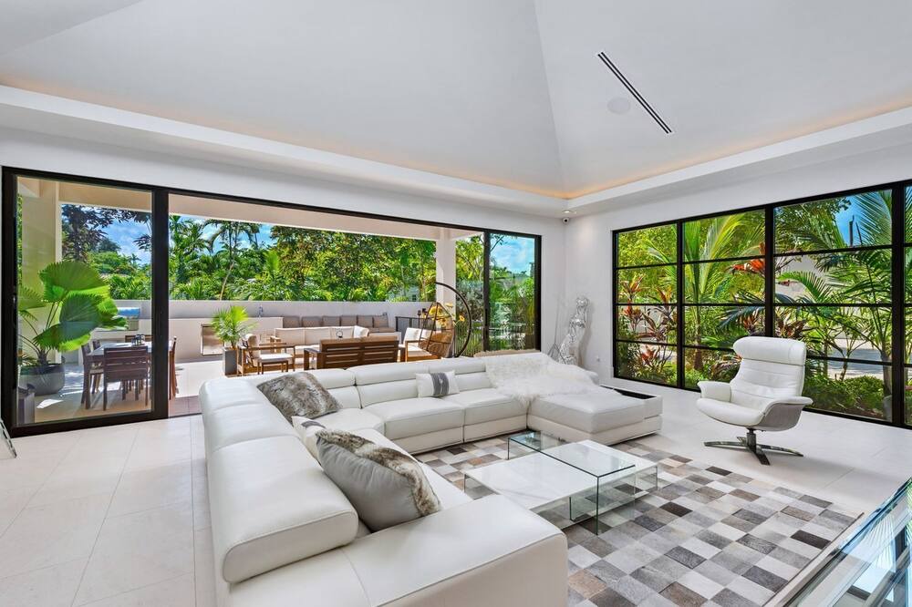 Photo of Livingroom in Northeast Miami