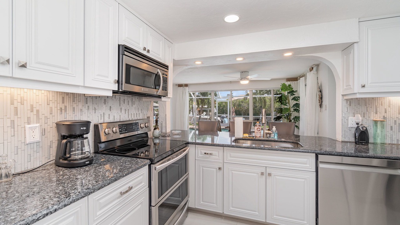 Photo of Kitchen in Lochmoor Waterway Estates
