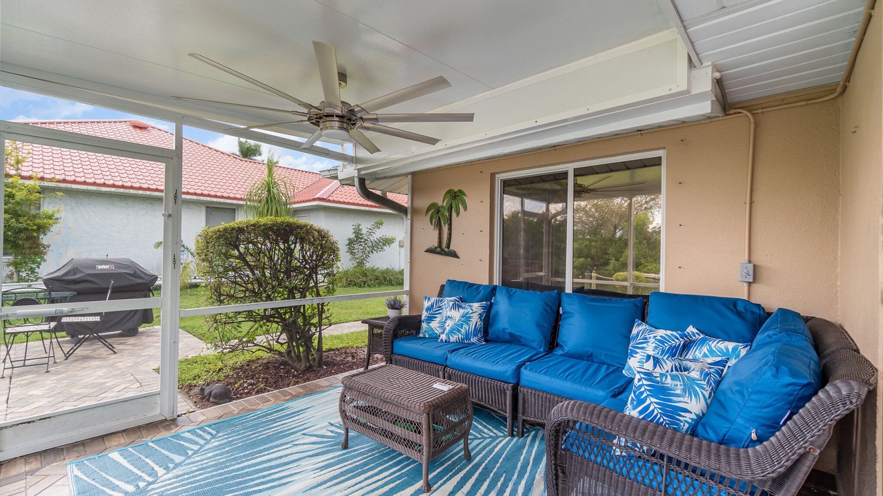Photo of Patio Balcony in Lochmoor Waterway Estates