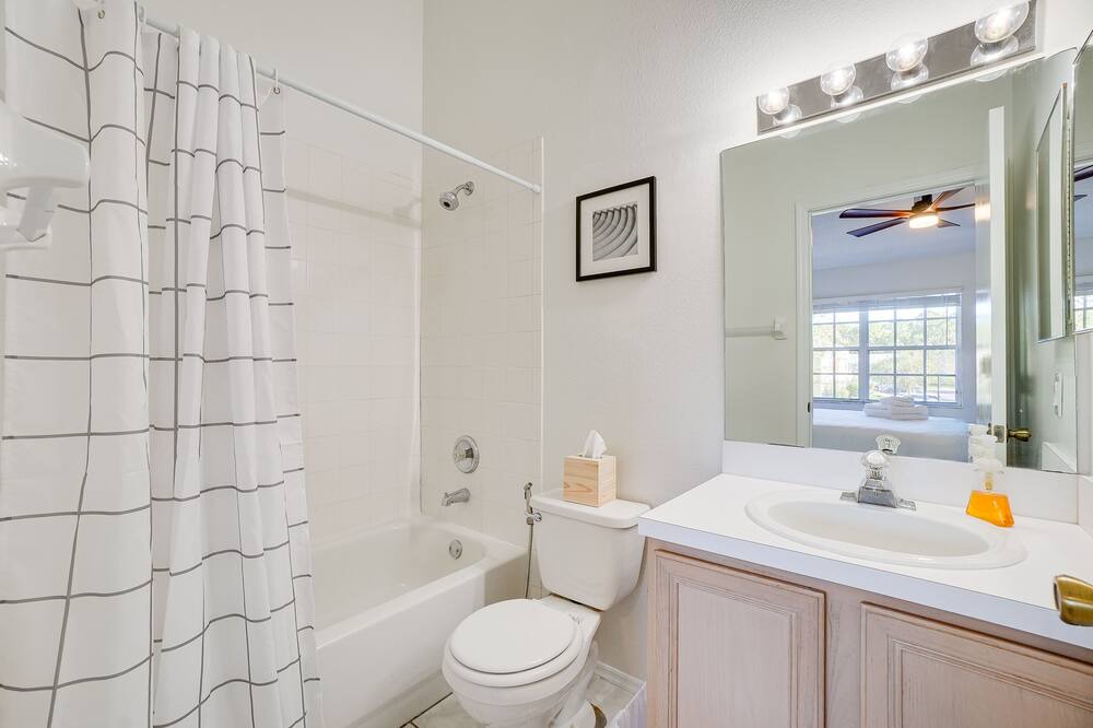 Photo of Bathroom in Westchase