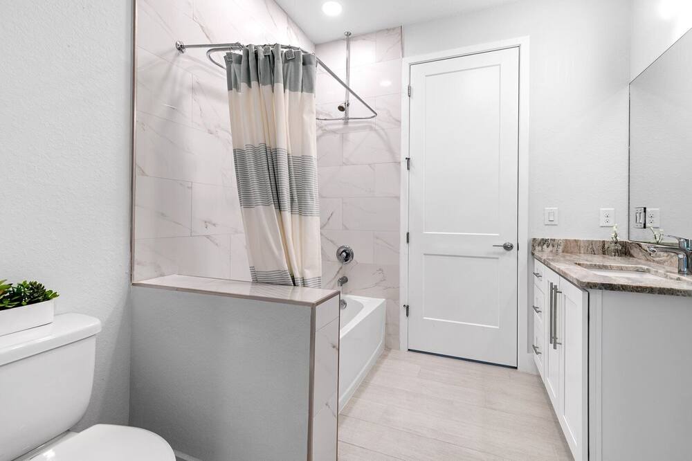 Photo of Bathroom in Bonita Springs