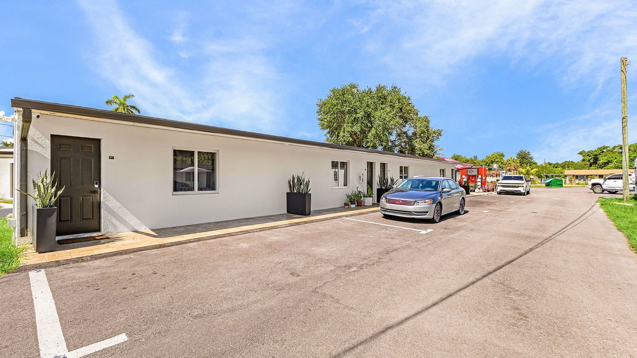 Photo of Outdoor in Tice