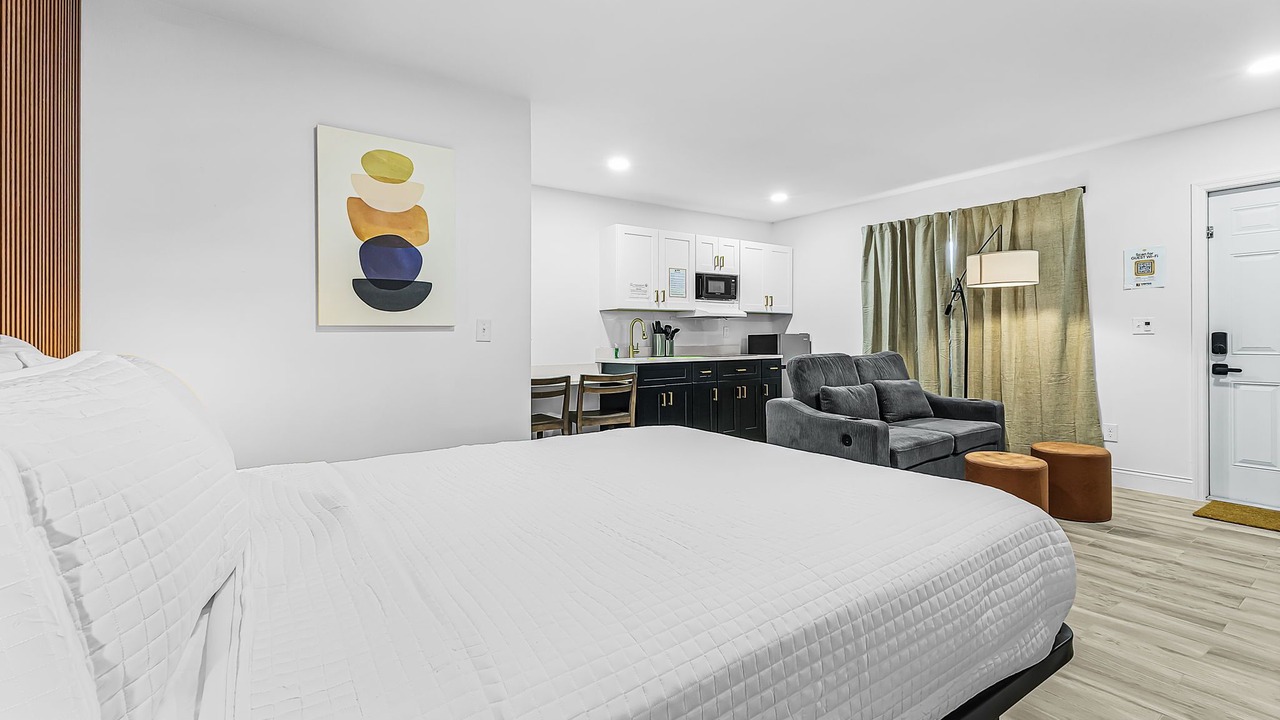Photo of Bedroom in Tice
