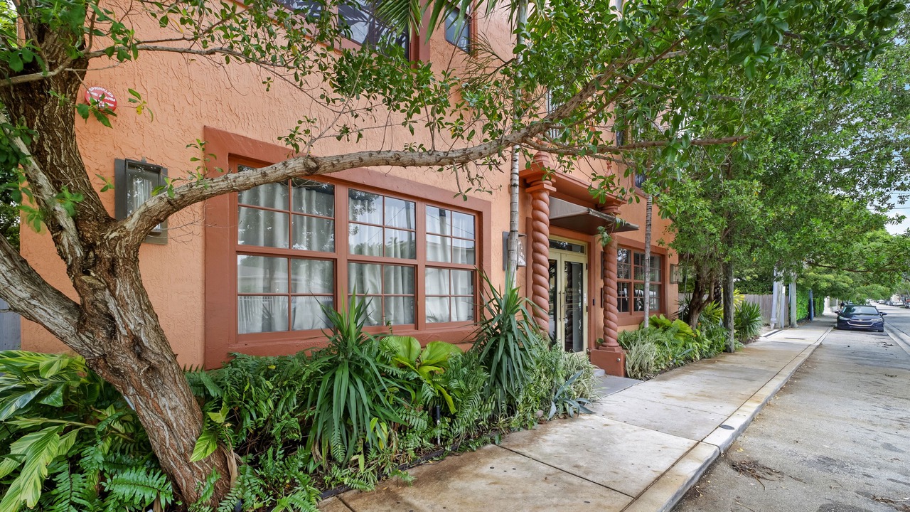 Photo of Outdoor in East Little Havana
