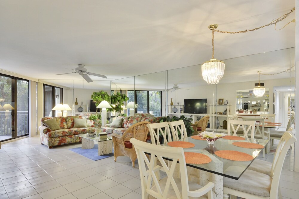 Photo of Livingroom in Key West