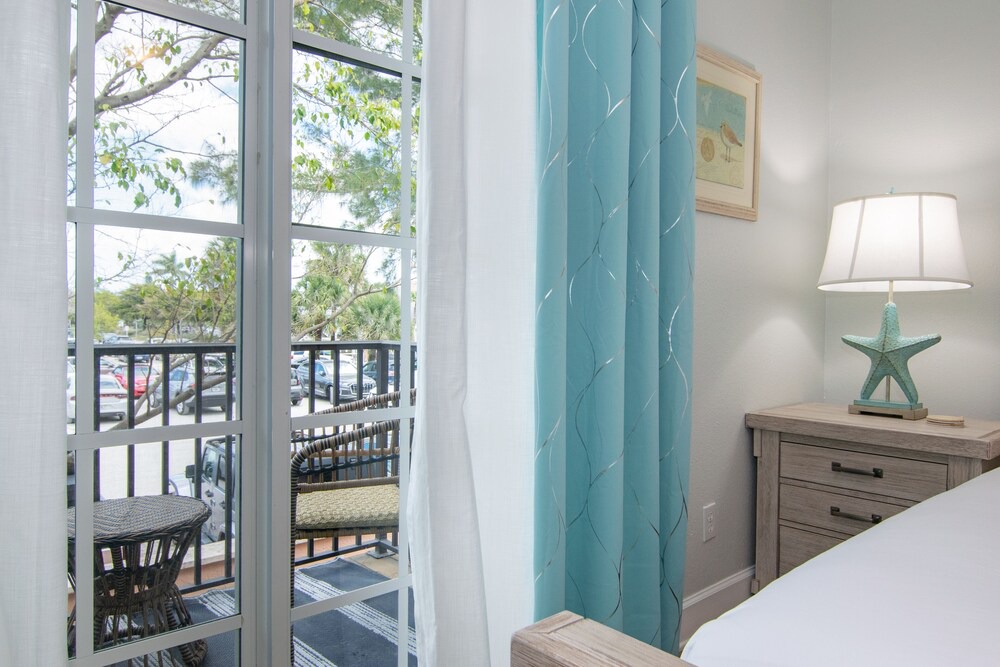 Photo of Bedroom in Holmes Beach