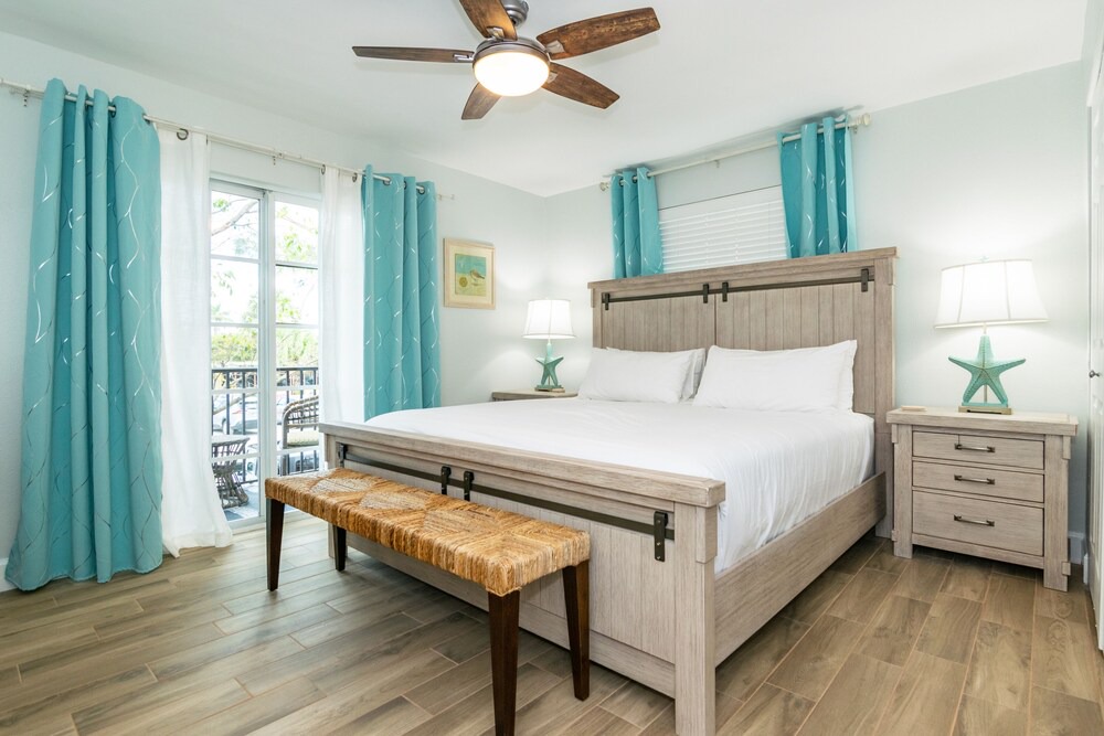 Photo of Bedroom in Holmes Beach