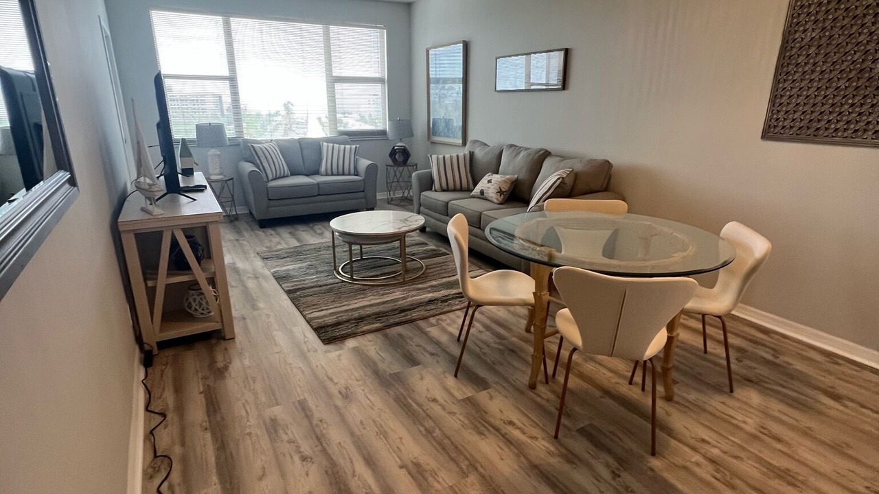 Photo of Livingroom in Siesta Key