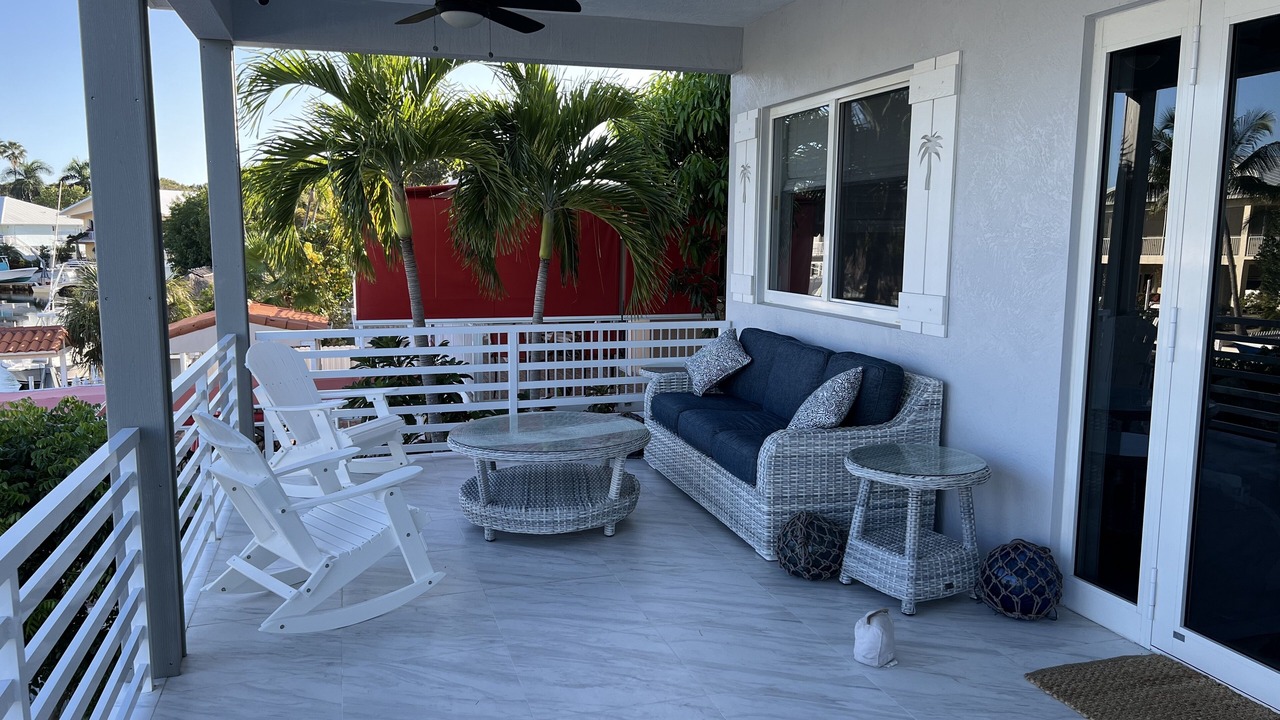 Photo of Patio Balcony in Indian Waterways