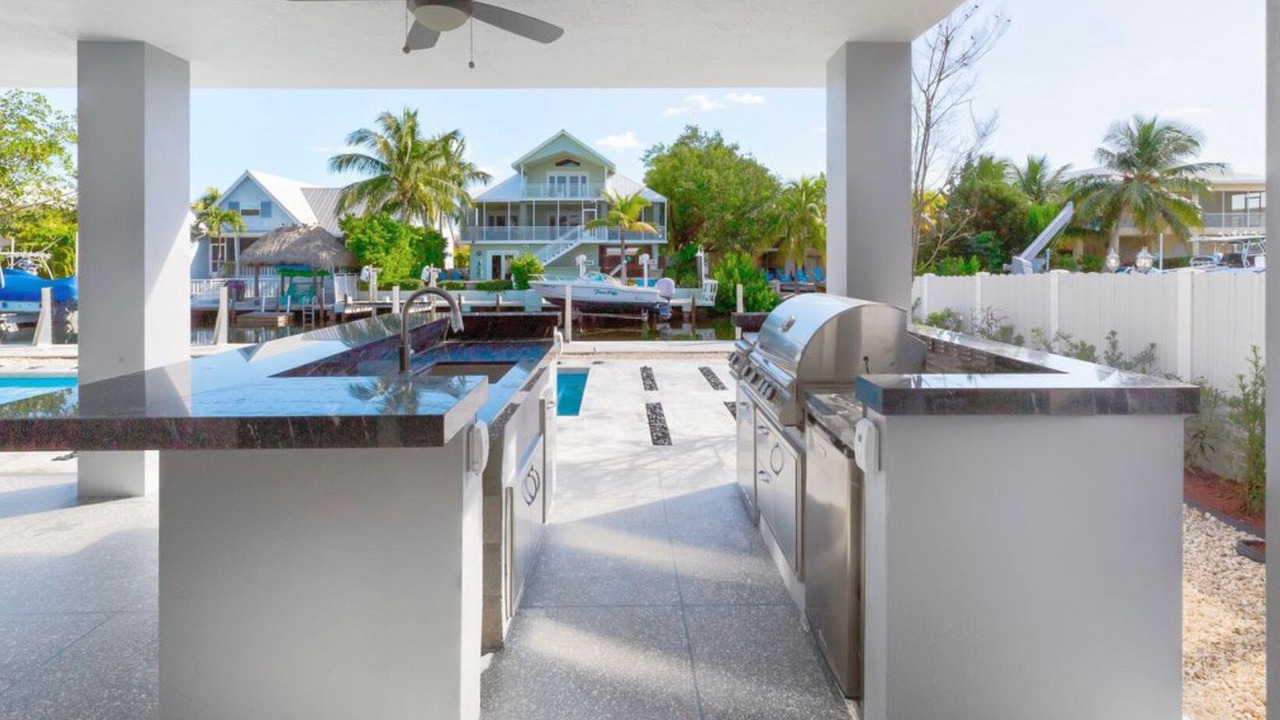 Photo of Patio Balcony in Indian Waterways