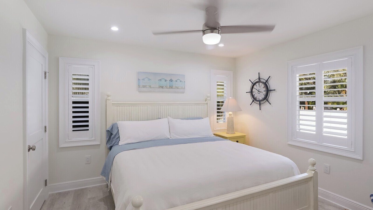 Photo of Bedroom in Holmes Beach