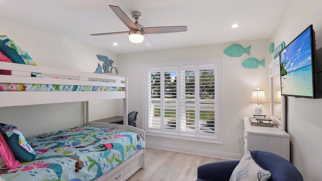 Photo of Bedroom in Holmes Beach
