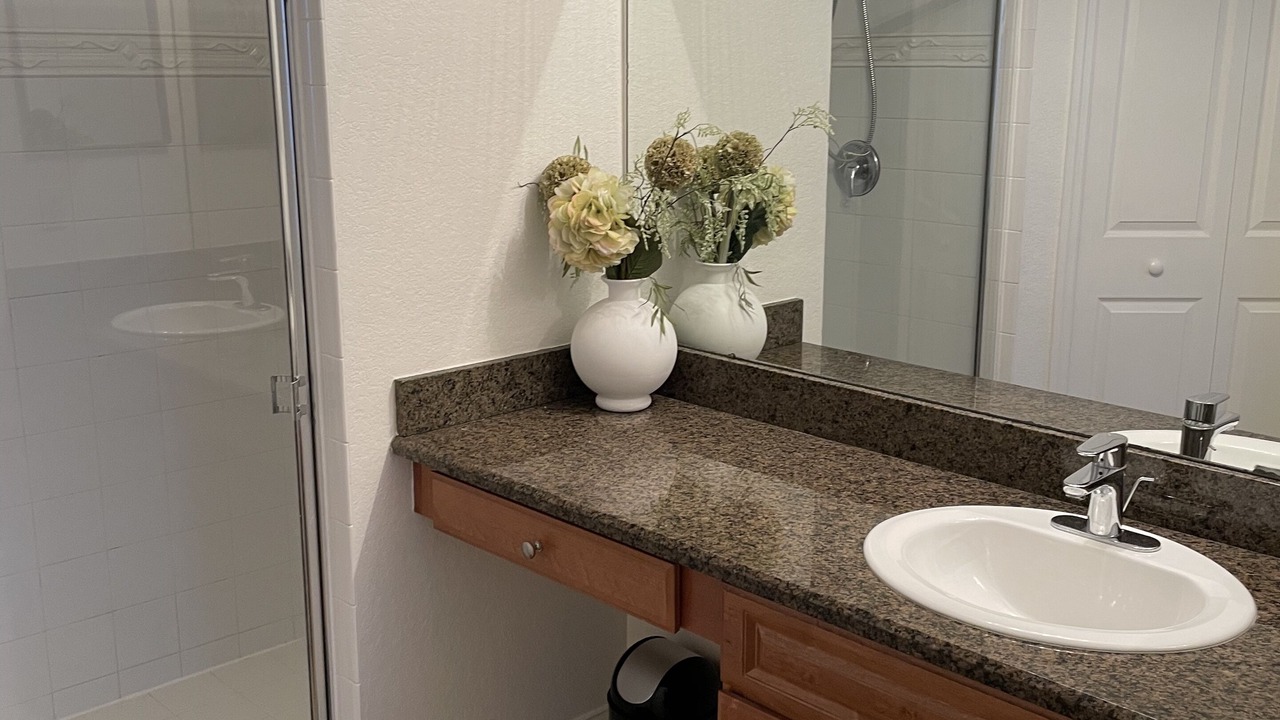 Photo of Bathroom in Naples
