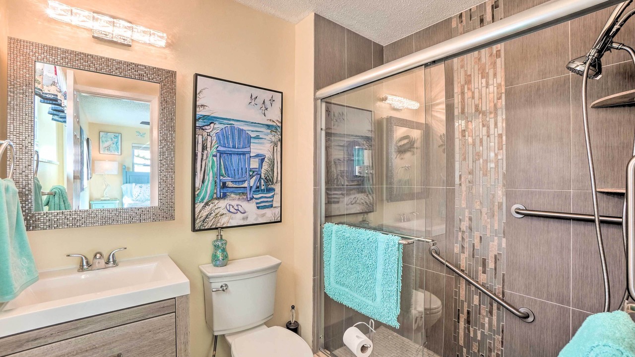 Photo of Bathroom in Downtown Dunedin