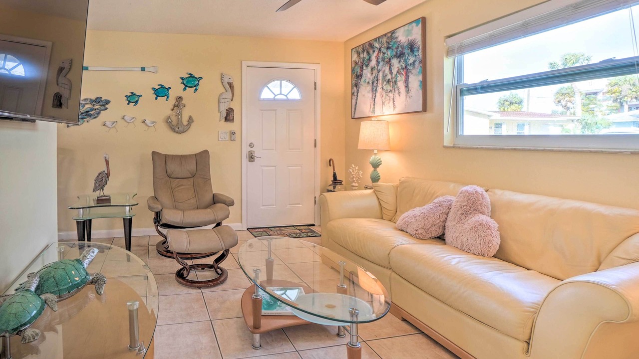 Photo of Livingroom in Downtown Dunedin