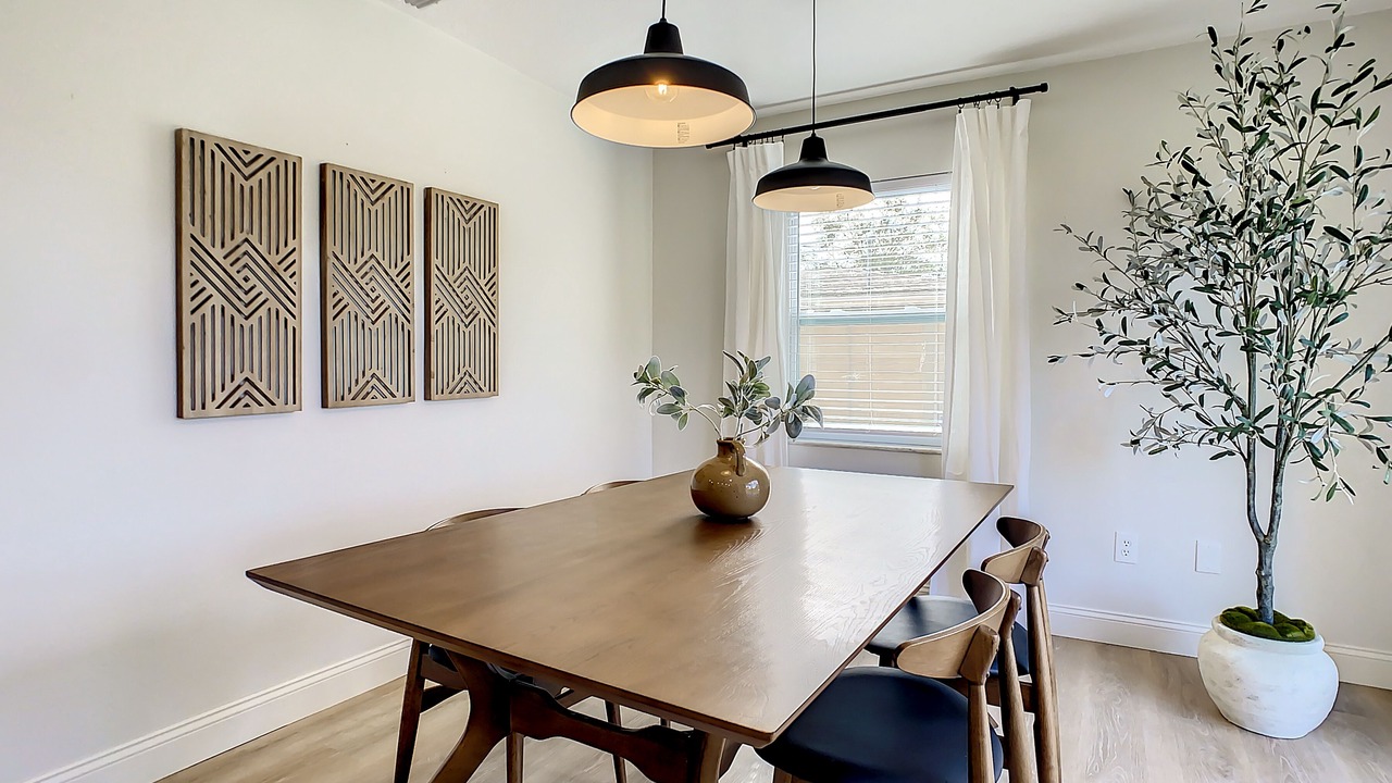 Photo of Livingroom in Sarasota Springs