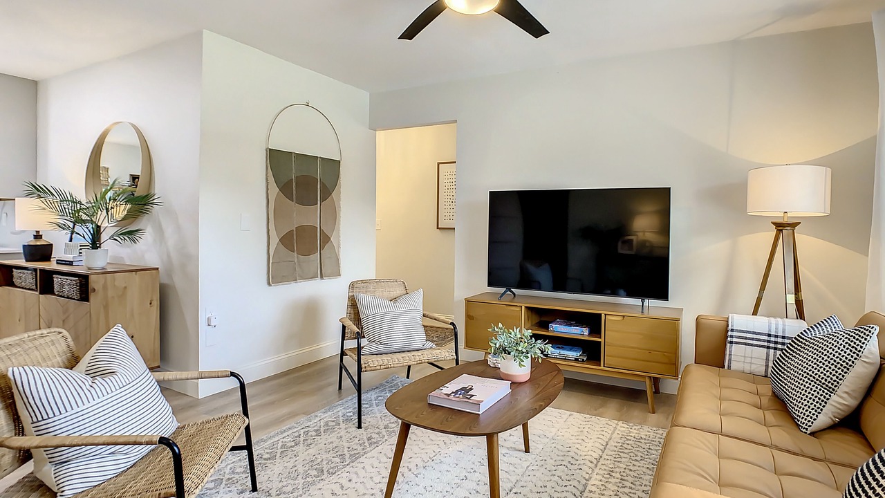 Photo of Livingroom in Sarasota Springs