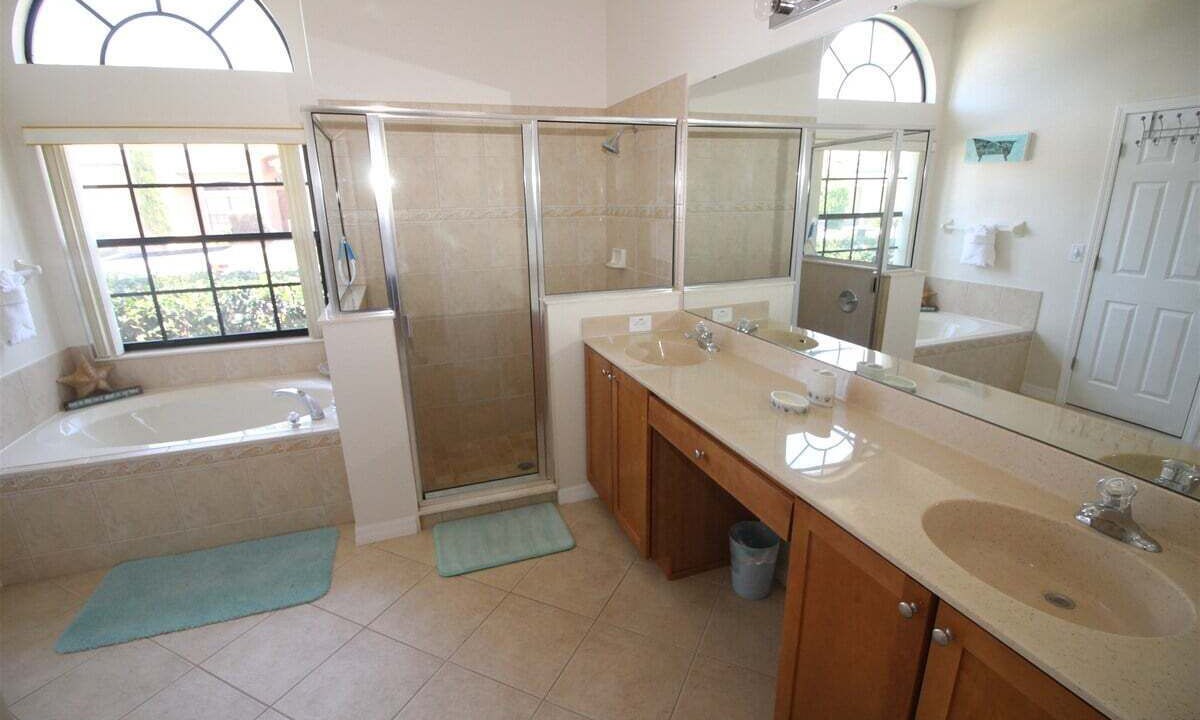 Photo of Bathroom in Legacy Park