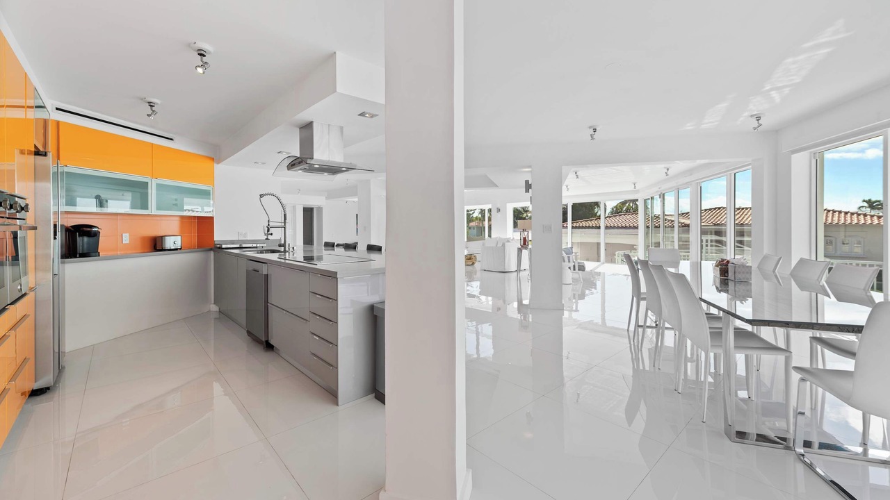 Photo of Kitchen in North Bay Village