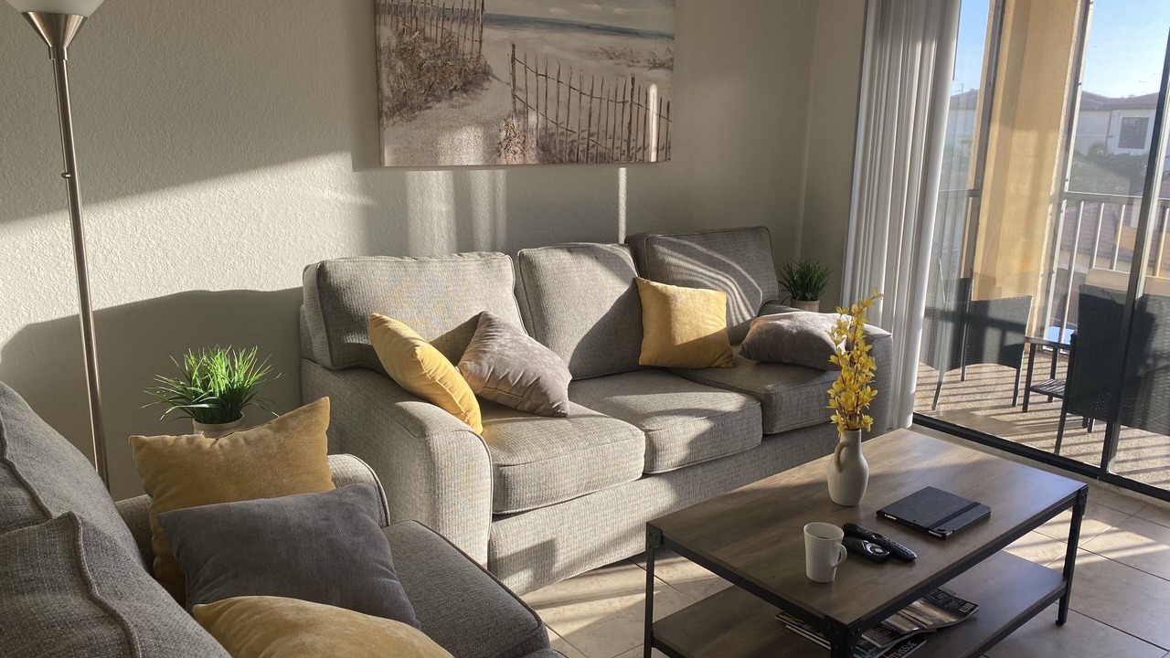 Photo of Livingroom in Naples