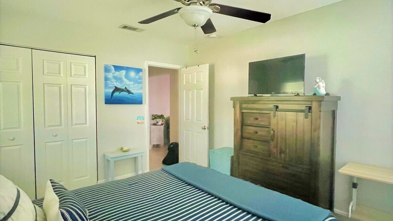 Photo of Bedroom in Naples Park