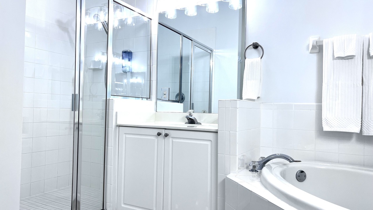 Photo of Bathroom in Naples