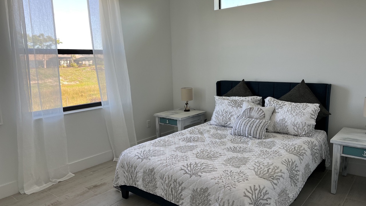 Photo of Bedroom in South Gulf Cove