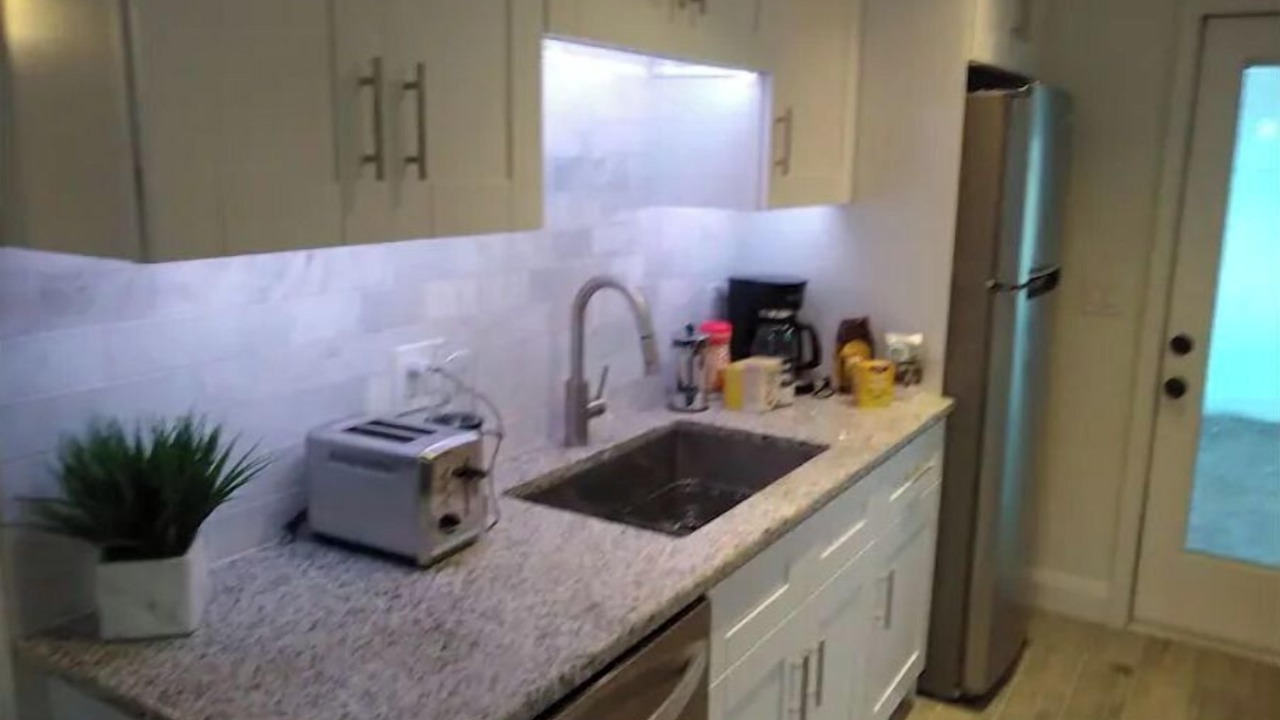 Photo of Kitchen in Courier City - Oscawana