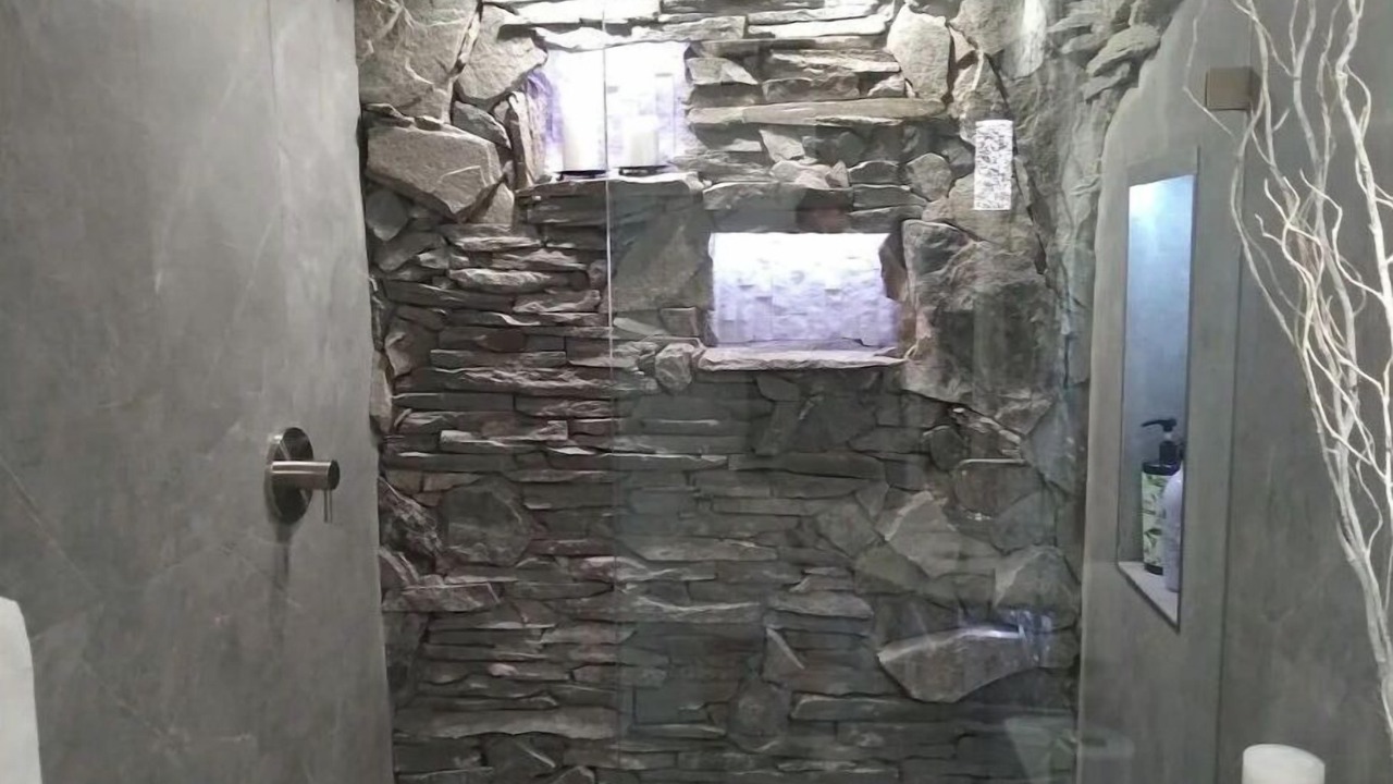 Photo of Bathroom in Courier City - Oscawana