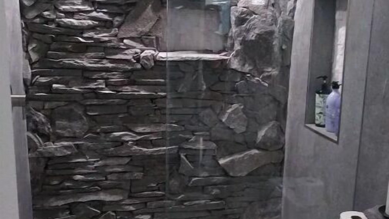 Photo of Bathroom in Courier City - Oscawana