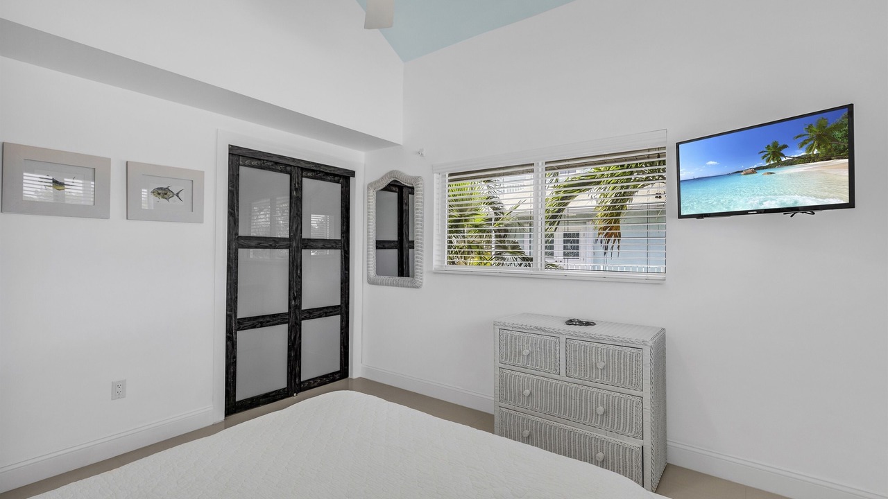 Photo of Bedroom in Plantation Tropical Park