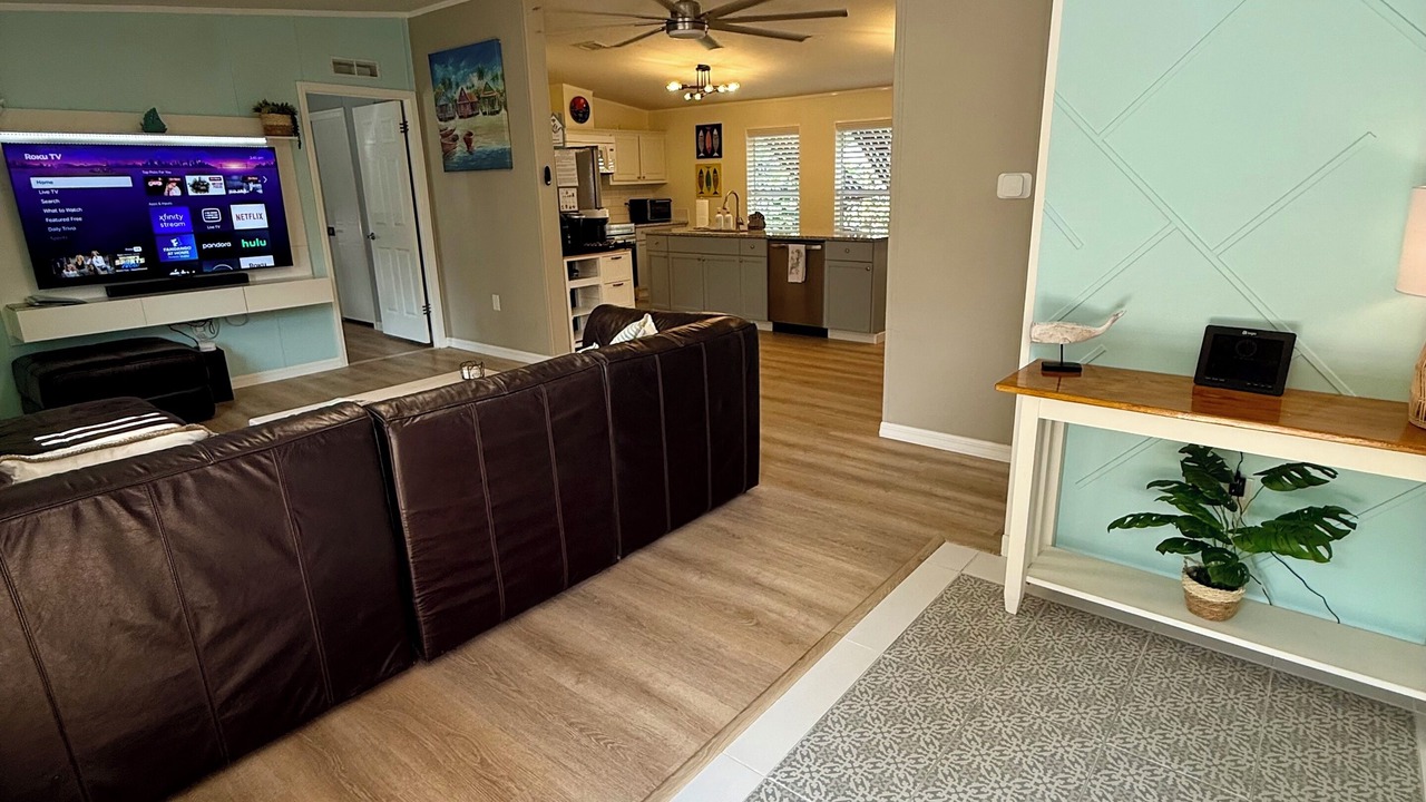 Photo of Livingroom in Stuart