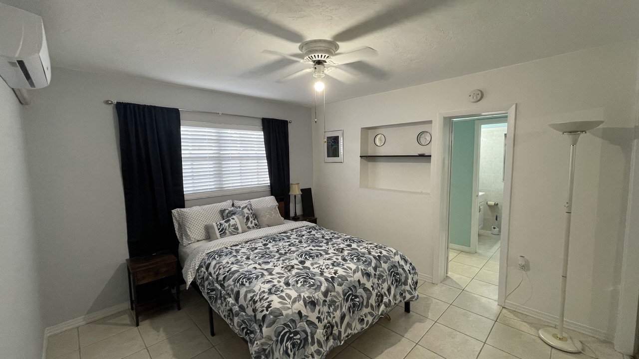Photo of Bedroom in Egypt Lake-Leto