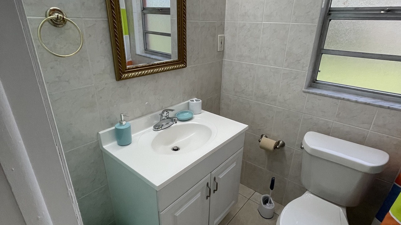 Photo of Bathroom in Egypt Lake-Leto