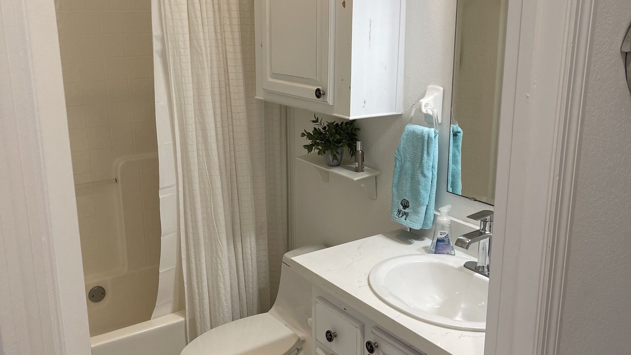 Photo of Bathroom in Twin Lakes