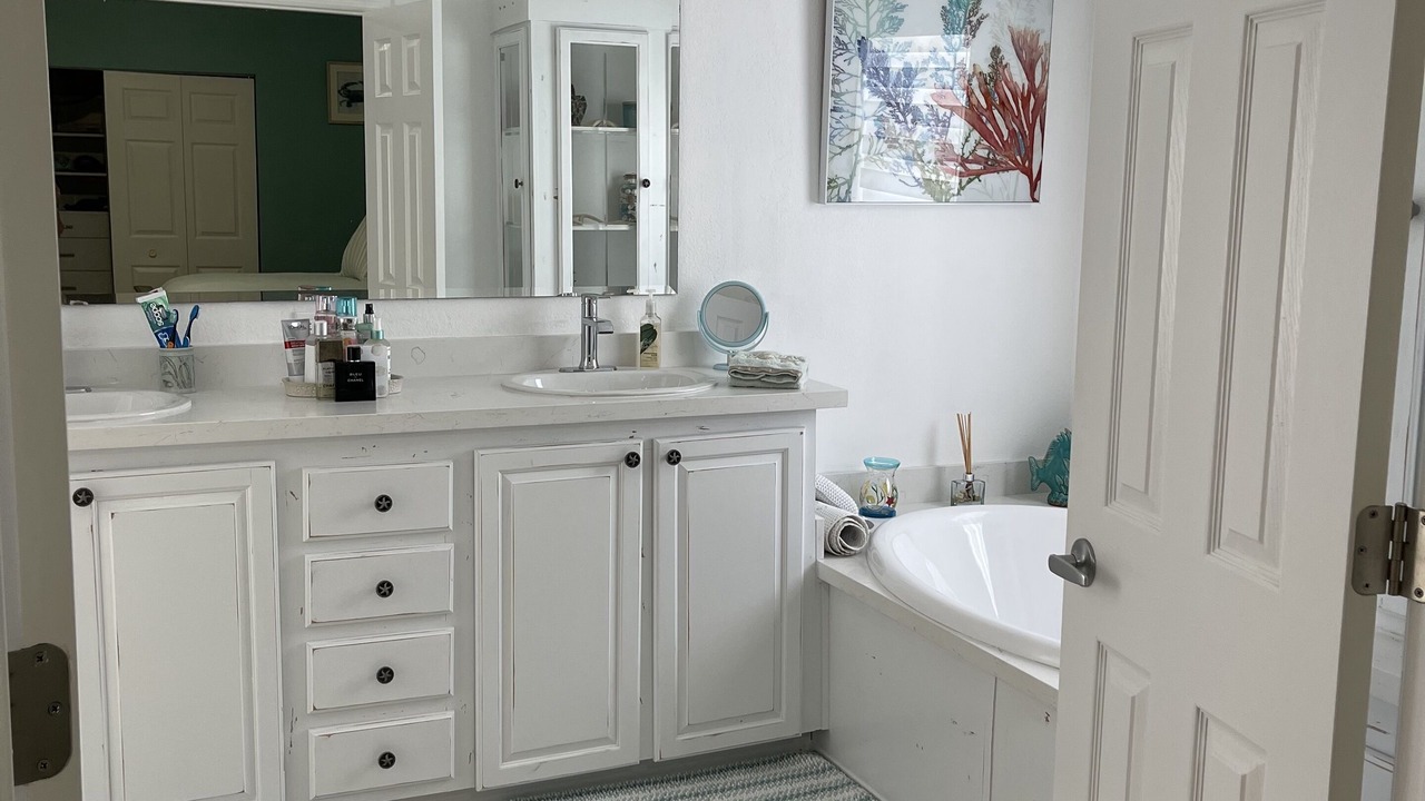 Photo of Bathroom in Twin Lakes